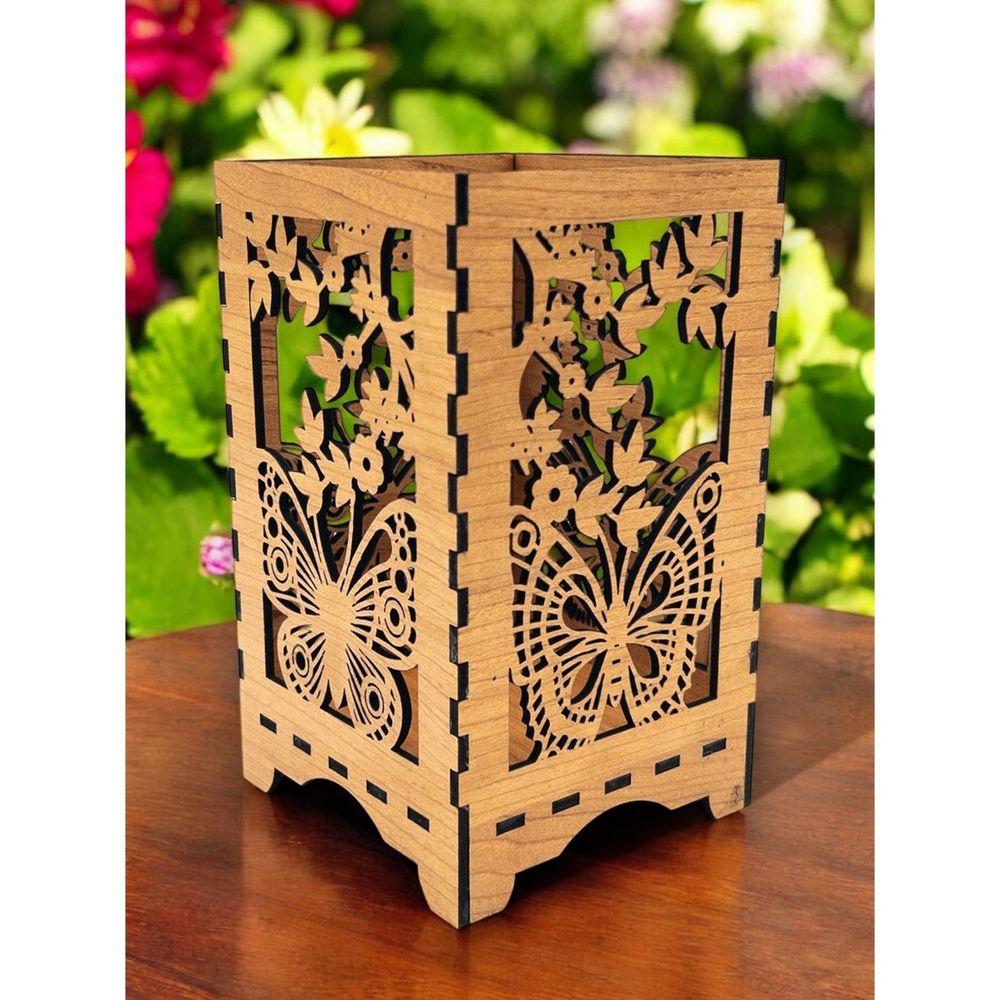 large_Laterne Schmetterlinge3.jpg