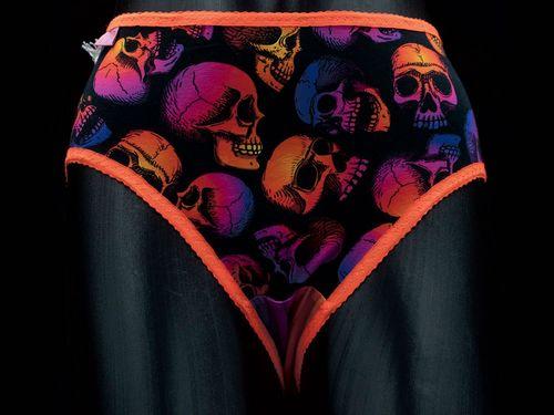 Thumbnail for Lilla skulls 1a M.jpg