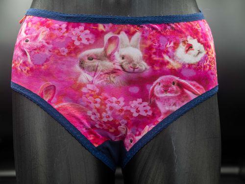 Thumbnail for Pinke kaniner S1.jpg