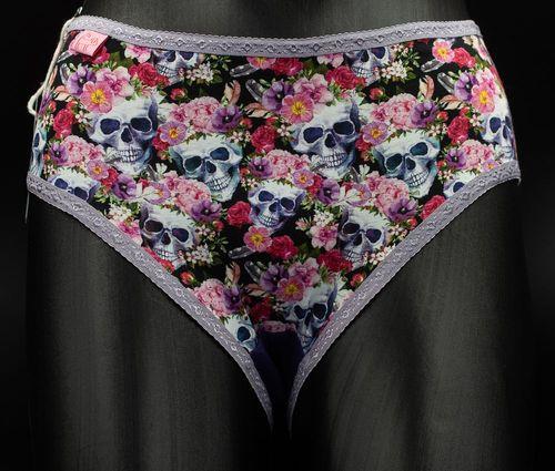 Thumbnail for Roser og skulls 1 S.jpg