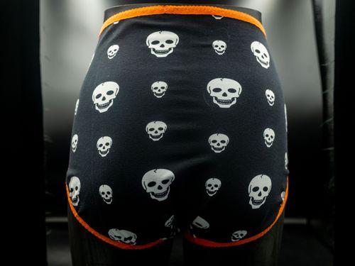 Thumbnail for Roses and skulls M2.jpg