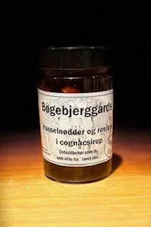 Hasseln??dder og rosin i cognac sirup.webp
